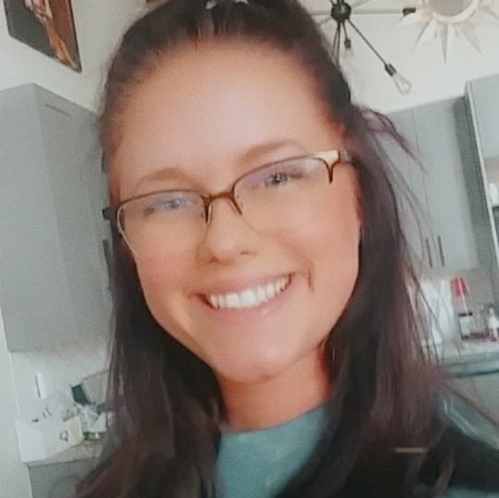 Meet your Posher, Sierra